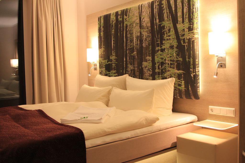 Hotel Weiss アンガーミュンデ エクステリア 写真